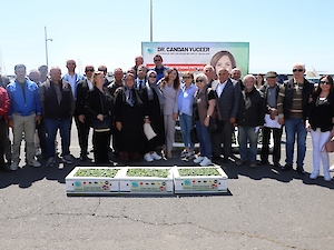 Büyükşehir'den Üreticilere Fide Desteği